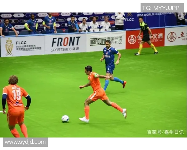 德国足球传奇球星荣光背后的成长历程与世界影响力