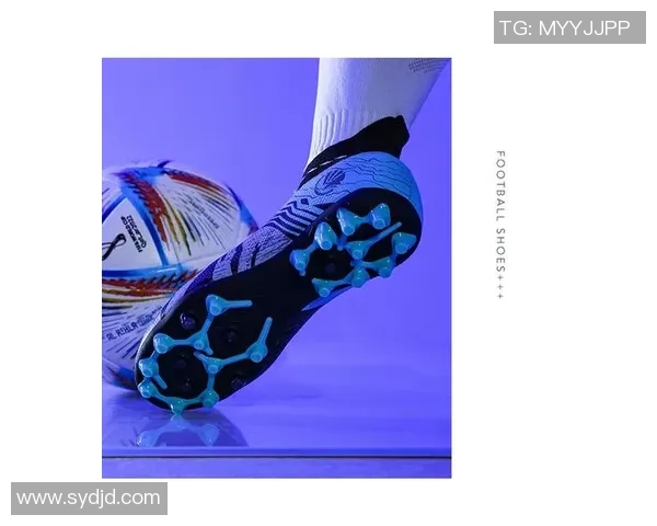 穿着X20足球鞋的球星们如何在赛场上展现极致速度与精准控制