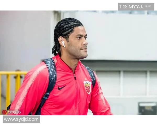 扎脏辫的足球球星盘点那些赛场上的独特风格与个人魅力 扎脏辫的足球球星盘点那些赛场上的独特风格与个人魅力